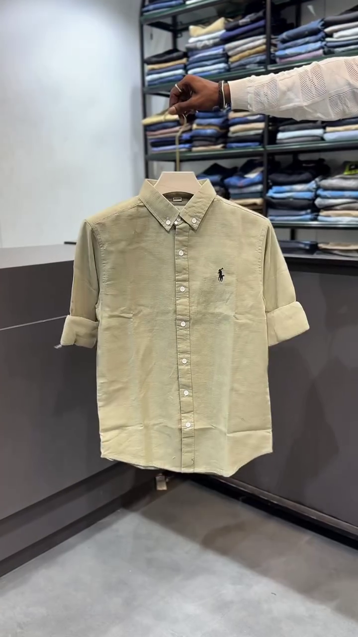 Men Olive Green Solid Regular Custom Fit Poplin Smart Casual Shirt - Image 3