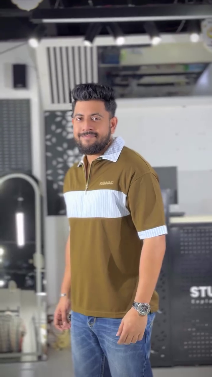 Men Colourblocked Polo Collar T-shirt - Image 6