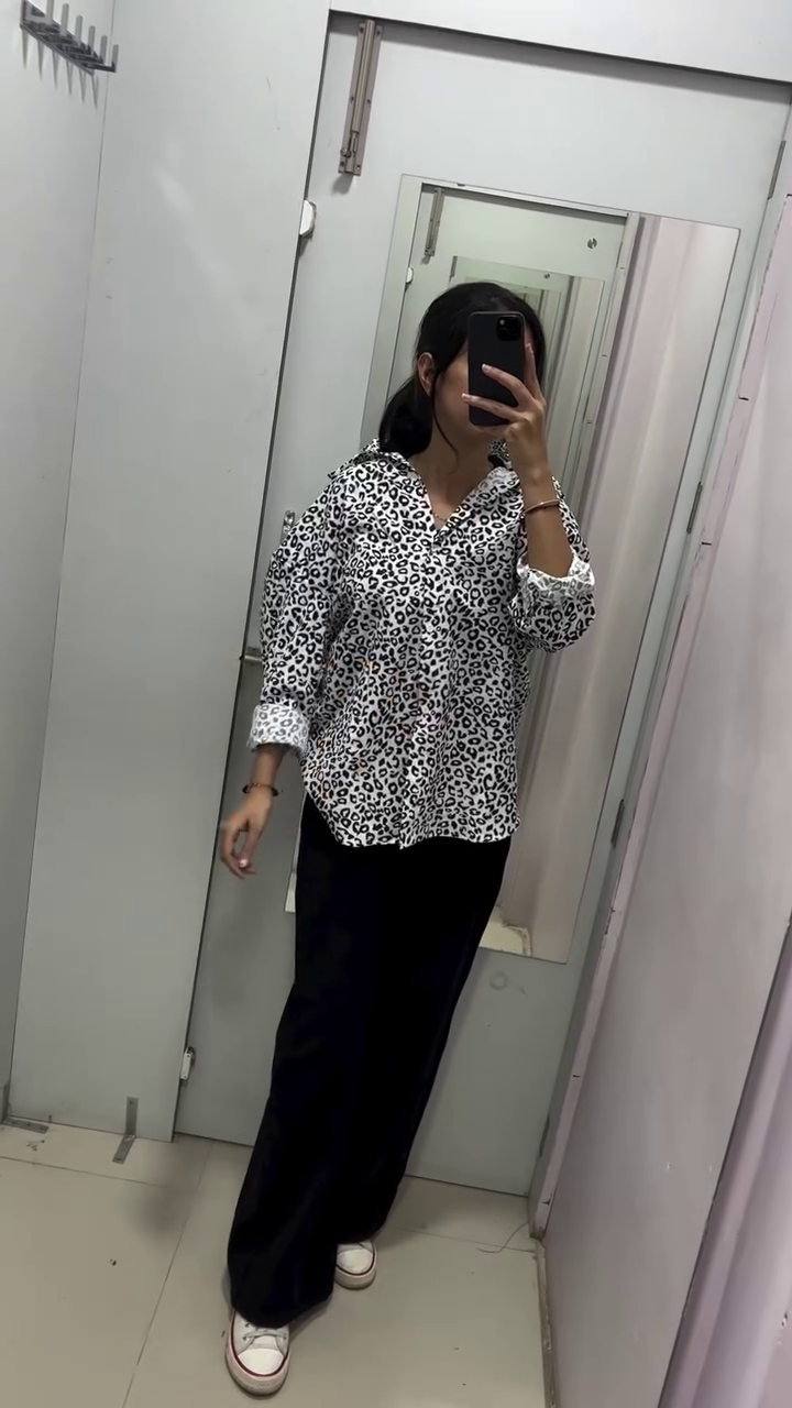Women Straight Relaxed Fit Spread Collar Solid Satin Casual Shirt - Image 5