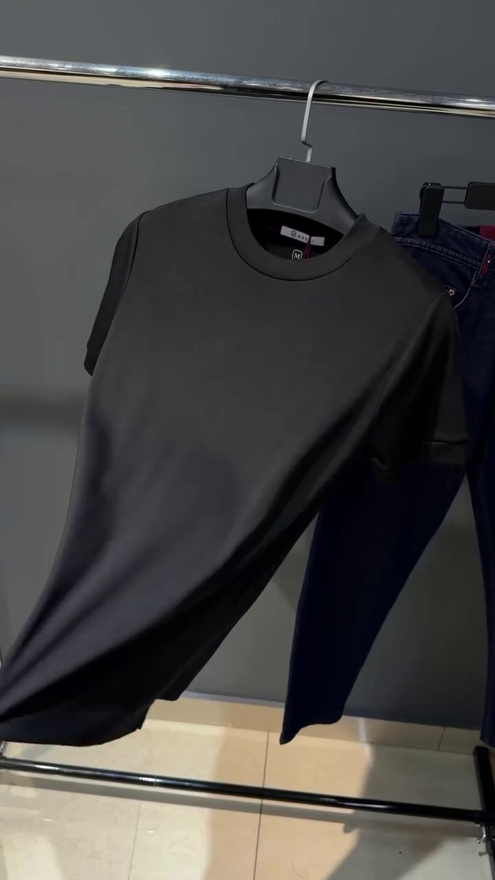 Men T-shirt - Image 5