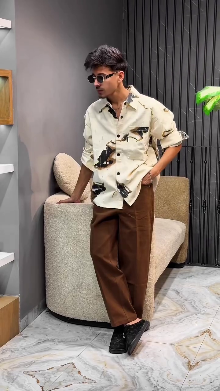 Men Slim Fit Printed Casual Shirt - Image 4