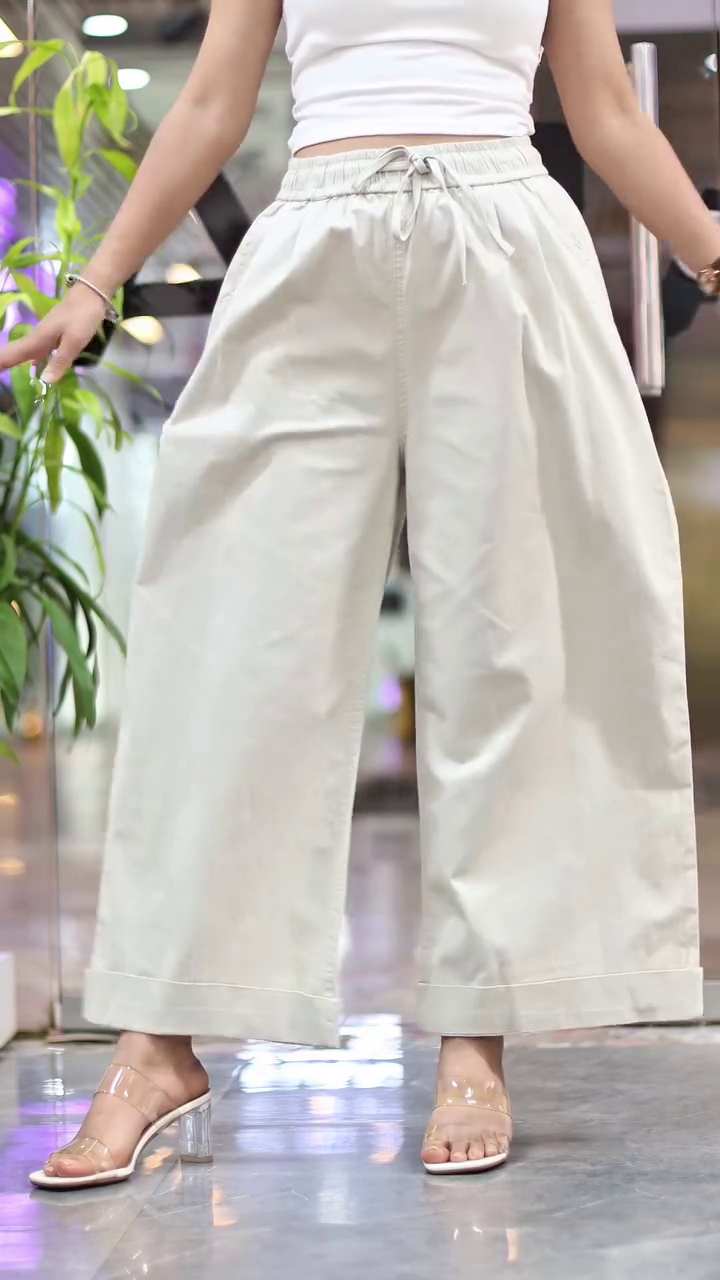 Women Mid-Rise Loose Fit Parallel Trousers - Image 4