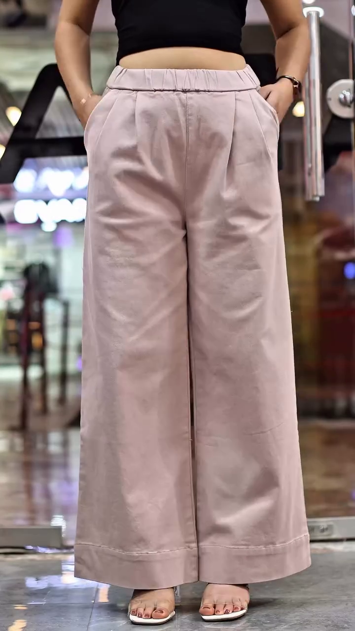 Women Solid Pleated Mid-Rise Regular Trousers - Image 4