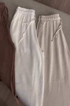 Women Relaxed Straight Leg Regular Fit Mid Rise Casual Linen Trousers