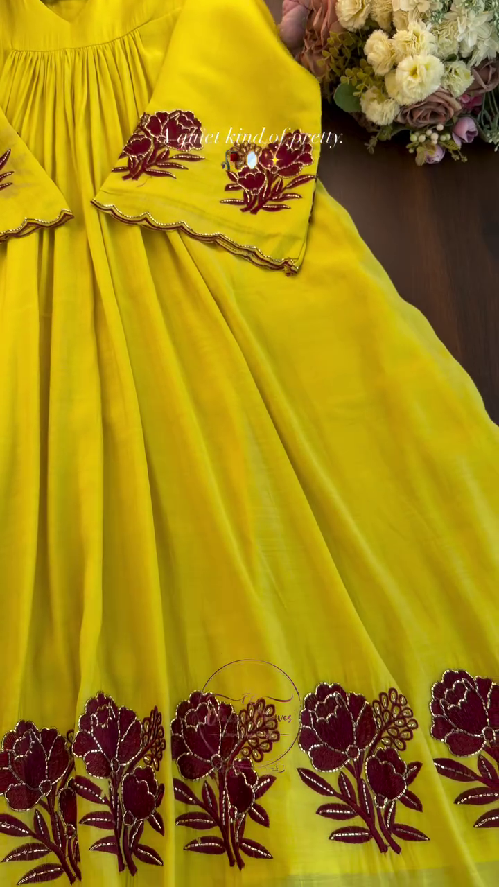 Embroidered Round Neck Top & Palazzos Co-Ords - Image 13