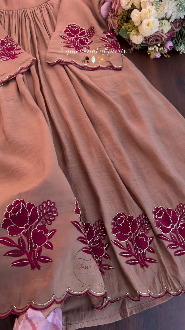 Embroidered Round Neck Top & Palazzos Co-Ords - Image 8