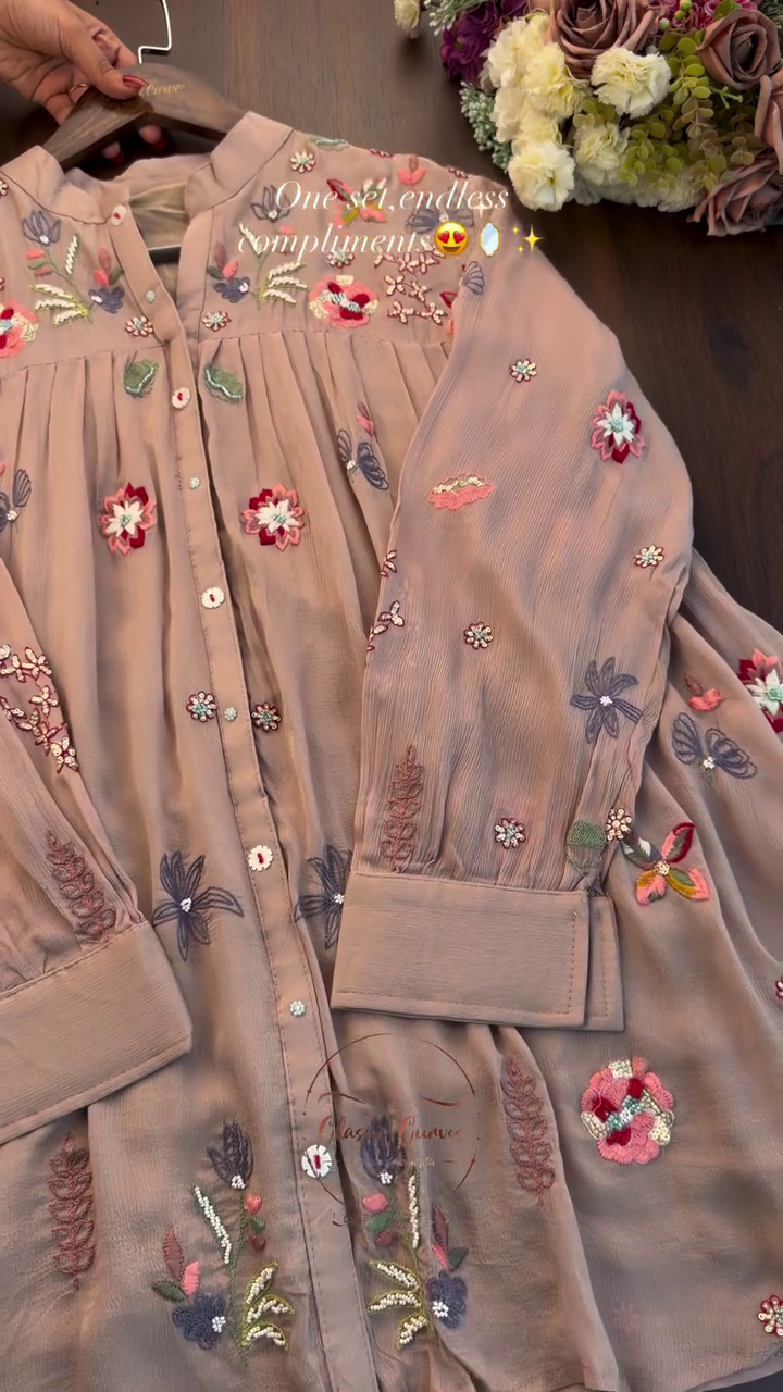 Women Floral Embroidered Panelled Thread Work Kurta with Trousers & With Dupatta - Image 13