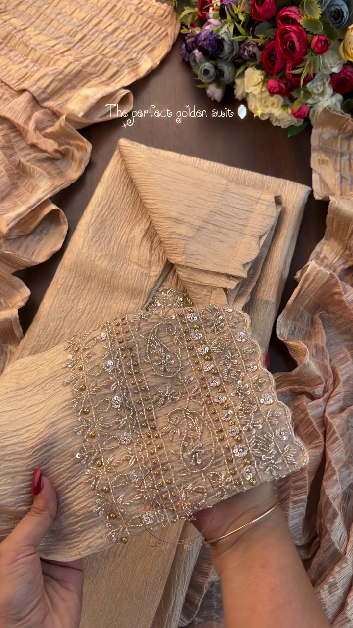 Women Floral Yoke Design Panelled Kurta with Trousers & With Dupatta - Image 10