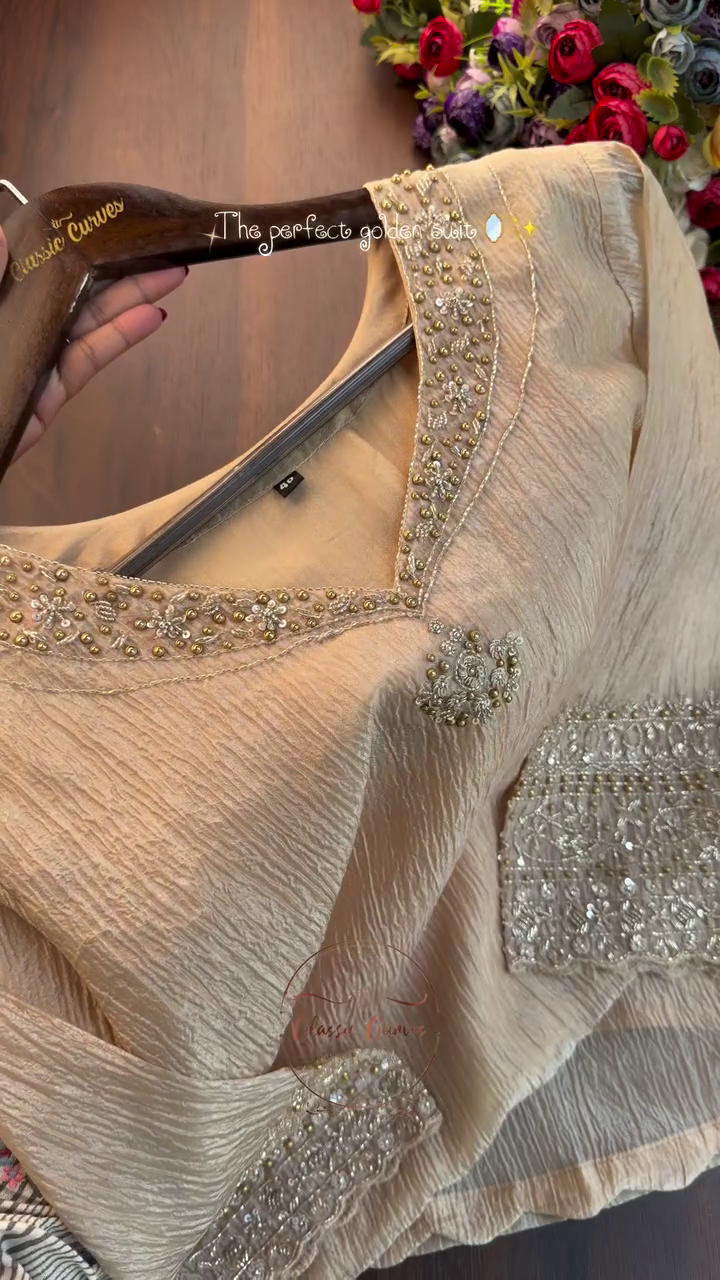 Women Floral Yoke Design Panelled Kurta with Trousers & With Dupatta - Image 7