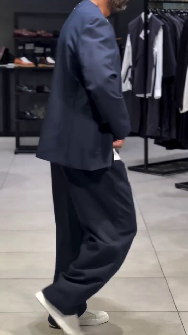 Navy Blue Single-Breasted Smart Casual Blazer - Image 5