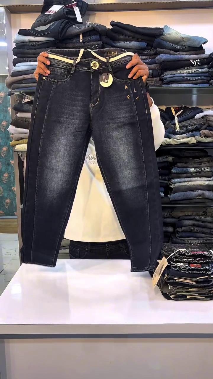 Men Slim Fit Mid-Rise Heavy Fade Stretchable Jeans